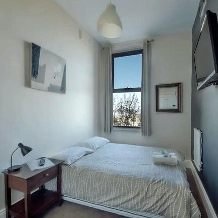 Six Degrees Boutique Hotel Albany Esterno foto