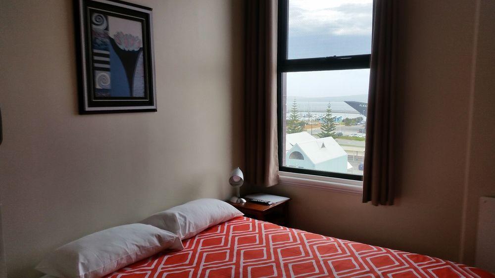 Six Degrees Boutique Hotel Albany Esterno foto