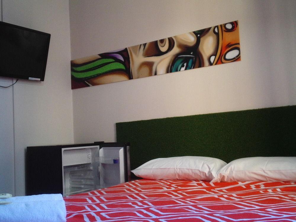 Six Degrees Boutique Hotel Albany Esterno foto